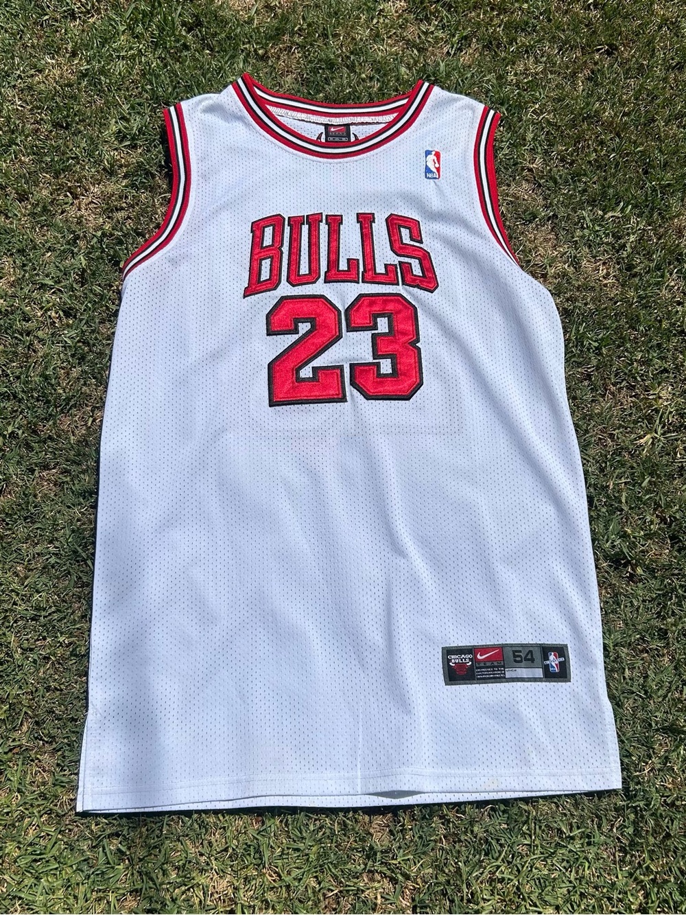 Nike White & Red Bulls #23 Basketball Jersey